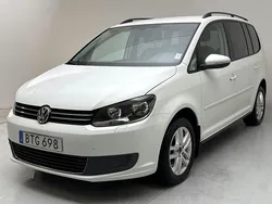 Vit Begagnad 2014 VW Touran Minibuss | 60 000 kr