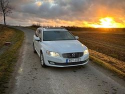 Begagnad 2016 Volvo V70 Summum Kombi | 145 000 kr (Marknadspris)