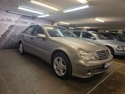 Silver Begagnad 2007 Mercedes C180 Classic Sedan | 39 900 kr (Marknadspris)