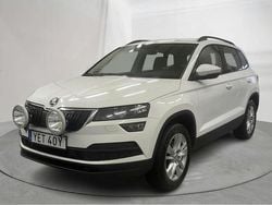 Vit Begagnad 2020 Skoda Karoq SUV | 189 000 kr (Superpris)