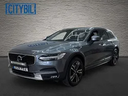 Grå Begagnad 2017 Volvo V90 CC Inscription Kombi | 324 900 kr (Marknadspris)