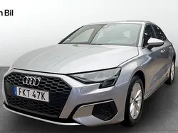 Silver (florettsilver metallic) Begagnad 2022 Audi A3 Sportback Proline Halvkombi | 259 000 kr (Marknadspris)