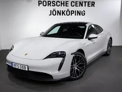 Ljusgrå (grey) Begagnad 2022 Porsche Taycan Sedan | 695 000 kr (Marknadspris)