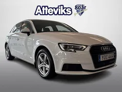 Vit Begagnad 2017 Audi A3 Sportback Proline Halvkombi | 164 900 kr (Lite dyr)