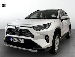 Vit Begagnad 2019 Toyota RAV4 Hybrid SUV | 289 900 kr (Bra pris)