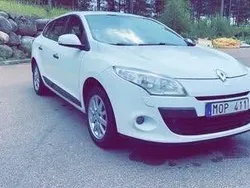 Vit Begagnad 2010 Renault Mégane GrandTour Kombi | 30 000 kr (Marknadspris)