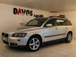 Ljusgrå Begagnad 2005 Volvo V50 Kombi | 55 900 kr (Marknadspris)