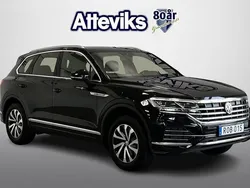 Svart Begagnad 2018 VW Touareg SUV | 389 900 kr (Bra pris)