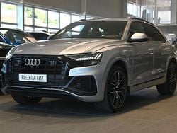 Silver Begagnad 2019 Audi Q8 S-Line SUV | 619 000 kr (Marknadspris)
