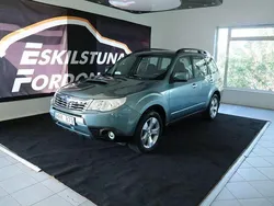 Ljusgrön Begagnad 2010 Subaru Forester SUV | 74 900 kr (Lite dyr)
