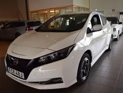Vit Begagnad 2022 Nissan Leaf Acenta Halvkombi | 189 000 kr (Marknadspris)