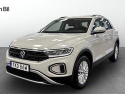 Grå Begagnad 2022 VW T-Roc Life SUV | 244 900 kr (Bra pris)