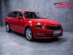 Röd Begagnad 2019 Skoda Octavia Kombi | 178 800 kr (Superpris)