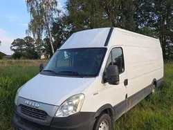 Vit Begagnad 2013 Iveco Daily Van | 79 000 kr (Marknadspris)