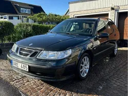 Grön Begagnad 2004 Saab 9-5 Vector Kombi | 15 000 kr (Marknadspris)