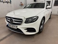 Vit Begagnad 2020 Mercedes E300 AMG line Kombi | 229 500 kr