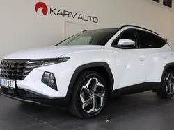 Vit Begagnad 2021 Hyundai Tucson Advanced SUV | 319 900 kr (Marknadspris)