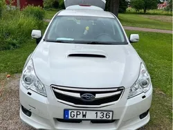 Vit Begagnad 2010 Subaru Legacy Kombi | 45 000 kr (Lite dyr)