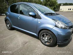 Blå Begagnad 2009 Toyota Aygo Halvkombi | 29 000 kr (Marknadspris)