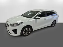 Vit Begagnad 2021 Kia Ceed Sportswagon Advance Kombi | 239 000 kr (Marknadspris)