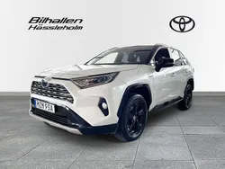 Vit Begagnad 2019 Toyota RAV4 Hybrid Style SUV | 319 900 kr (Marknadspris)
