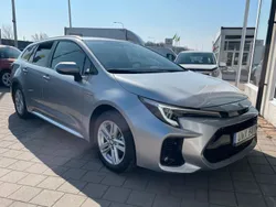 Grå (gråmetallic) Ny 2024 Suzuki Swace Kombi | 328 800 kr (Marknadspris)