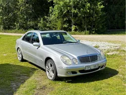 Grå Begagnad 2003 Mercedes E320 Sedan | 50 000 kr (Marknadspris)