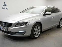 Silver Begagnad 2018 Volvo V60 Momentum Kombi | 199 900 kr (Superpris)