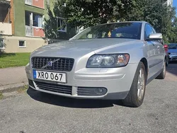 Grå Begagnad 2006 Volvo S40 Kinetic Sedan | 26 000 kr (Marknadspris)
