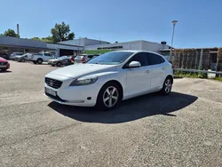 Vit Begagnad 2014 Volvo V40 Kombi | 70 000 kr (Bra pris)
