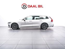 Vit Begagnad 2022 Volvo V60 Core Kombi | 314 700 kr (Marknadspris)