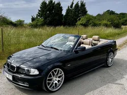 Svart Begagnad 2002 BMW 325 Cabriolet Cab | 109 000 kr (Marknadspris)