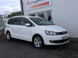 Vit Begagnad 2016 VW Sharan Minibuss | 154 000 kr (Marknadspris)