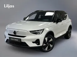 Vit Begagnad 2023 Volvo XC40 Core SUV | 399 000 kr