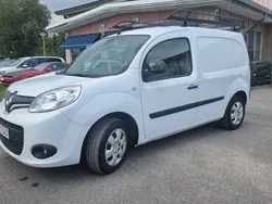 Vit Begagnad 2019 Renault Kangoo Minibuss | 109 900 kr (Marknadspris)
