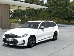 Vit Begagnad 2024 BMW 330e M Sport Kombi | 649 800 kr (Lite dyr)