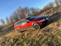 Röd Begagnad 2014 Volvo XC70 Momentum SUV | 100 000 kr (Bra pris)