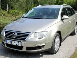 Ljusbrun Begagnad 2006 VW Passat Highline Kombi | 45 000 kr (Lite dyr)
