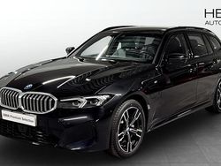 Svart (black) Begagnad 2025 BMW 330e M Sport Kombi | 518 700 kr (Dyr)