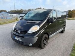 Svart Begagnad 2014 Nissan Primastar Minibuss | 69 900 kr (Marknadspris)