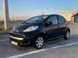 Svart Begagnad 2010 Peugeot 107 Halvkombi | 32 400 kr (Marknadspris)
