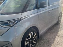 Silver Begagnad 2025 VW ID. Buzz Minibuss | 739 000 kr
