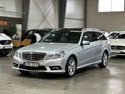 Silver Begagnad 2010 Mercedes E350 Exclusive Kombi | 139 900 kr (Lite dyr)