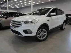 Vit Begagnad 2018 Ford Kuga Titanium SUV | 149 900 kr (Bra pris)
