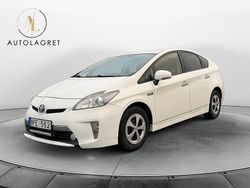 Vit Begagnad 2013 Toyota Prius Plug-in Hybrid Halvkombi | 109 900 kr (Marknadspris)