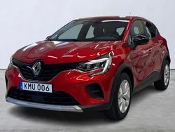 Röd Begagnad 2022 Renault Captur Zen SUV | 169 900 kr (Marknadspris)