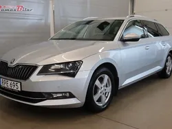 Silver Begagnad 2017 Skoda Superb Business Line Kombi | 169 900 kr