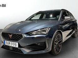 Grå Begagnad 2023 Cupra Leon VZ Kombi | 299 900 kr (Marknadspris)