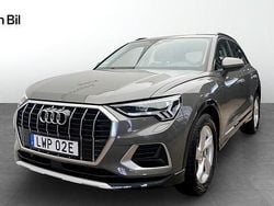 Grå Begagnad 2024 Audi Q3 Advanced SUV | 369 000 kr (Marknadspris)