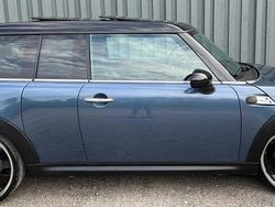 Blå Begagnad 2011 Mini John Cooper Works Clubman Kombi | 79 000 kr